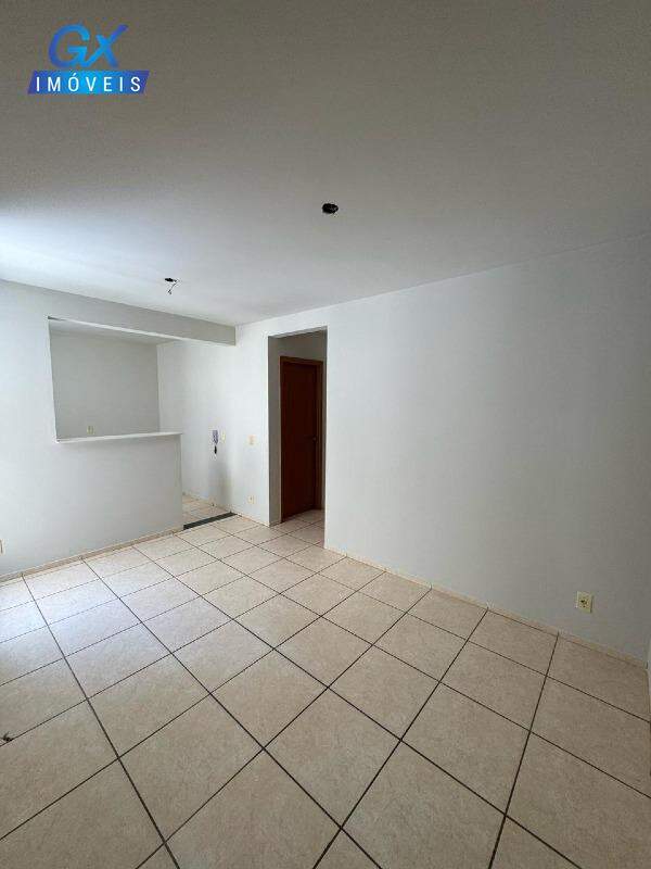Apartamento à venda com 2 quartos, 43m² - Foto 2