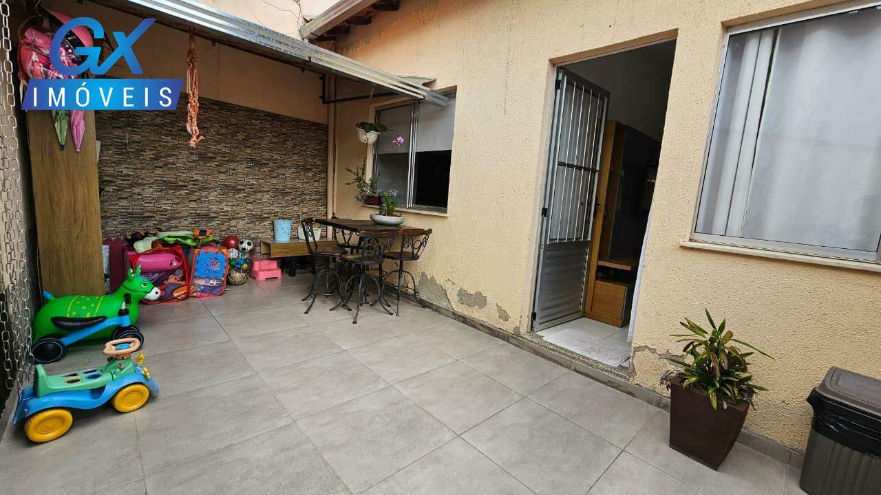 Casa, 2 quartos, 56 m² - Foto 1