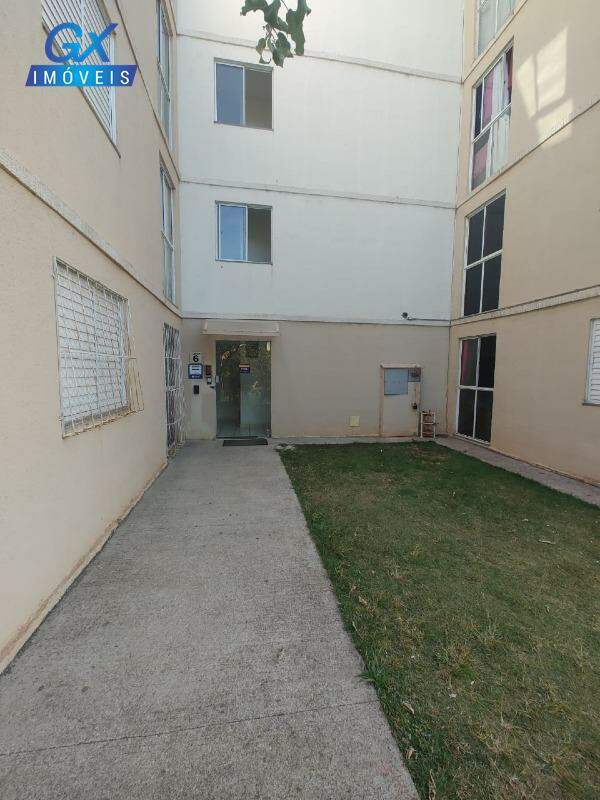 Apartamento à venda no bairro Chácaras Bom Jesus: 
