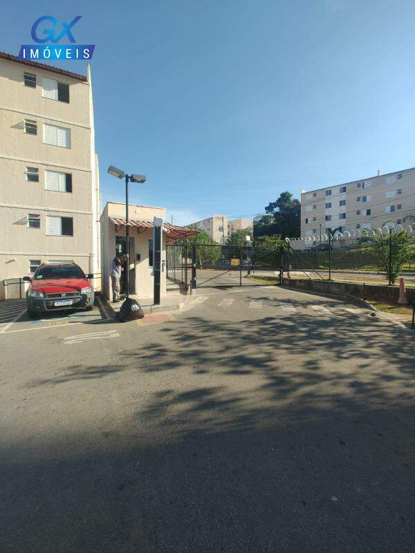 Apartamento à venda no bairro Chácaras Bom Jesus: 