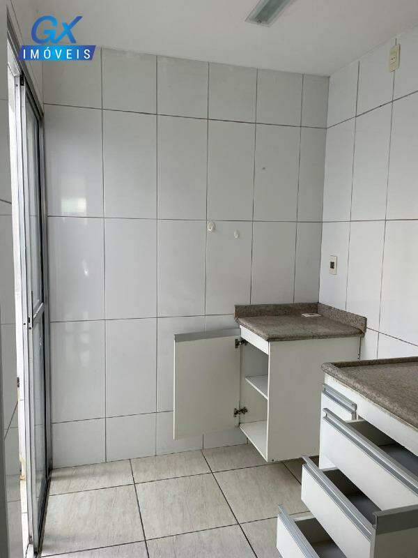 Casa à venda no bairro Dona Clara: 