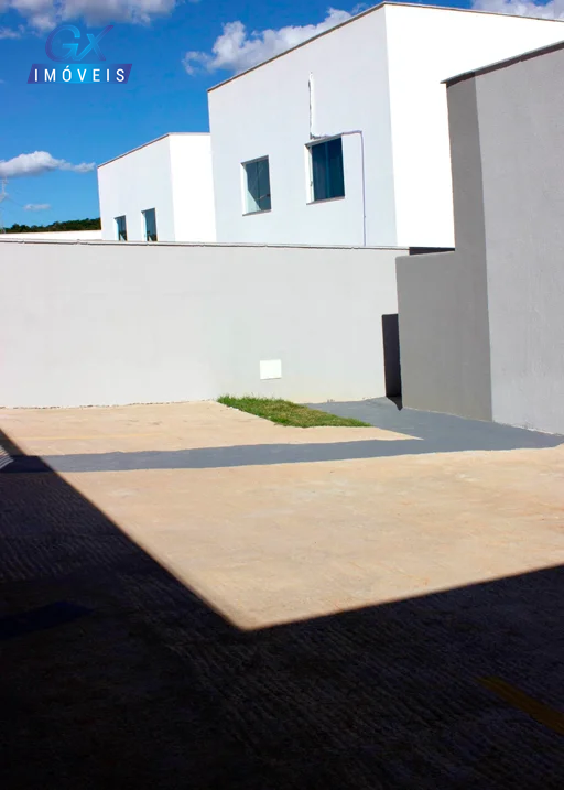 Casa à venda no bairro Santinho: 
