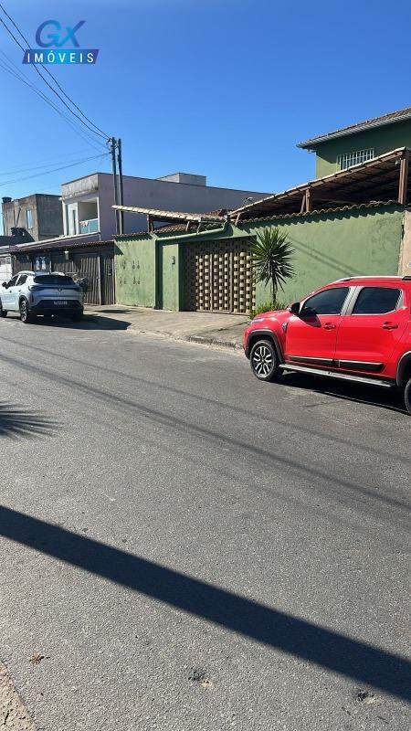 Casa à venda no bairro Nacional: 
