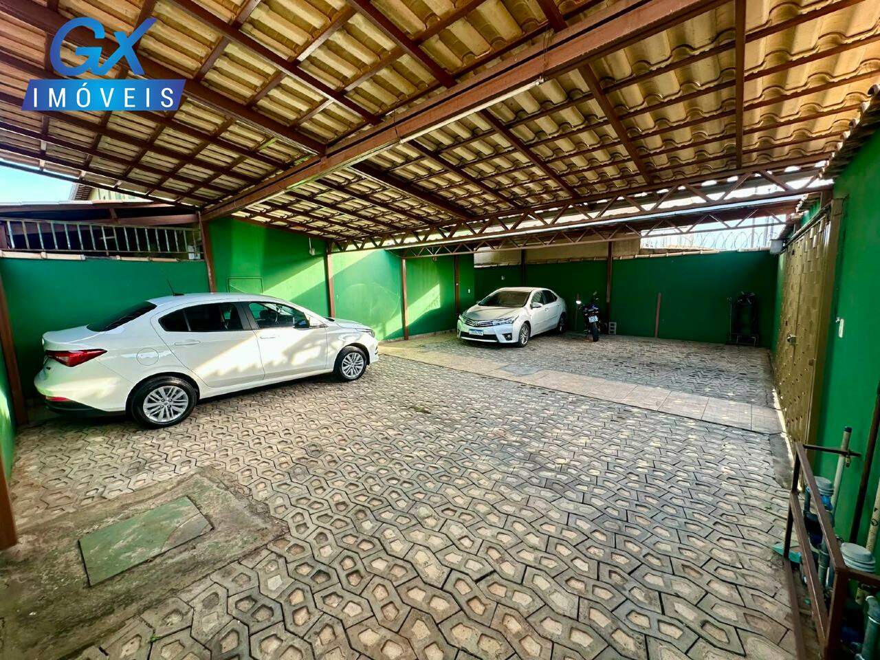 Casa à venda no bairro Nacional: 