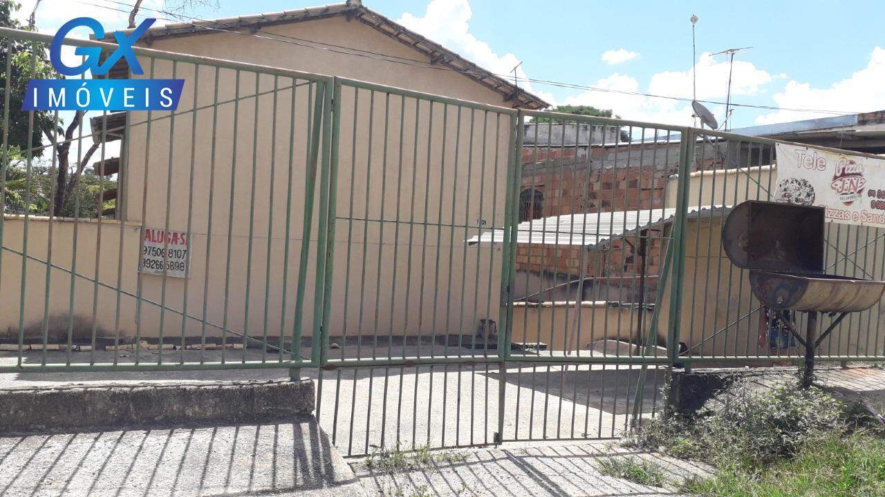 Casa à venda no bairro Santa Cecília: 