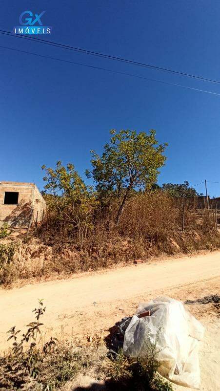Lote à venda no bairro Vianinha (Melo Viana): 
