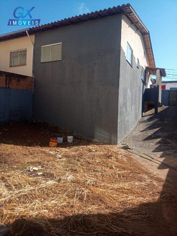 Casa à venda no bairro Floresta Encantada: 