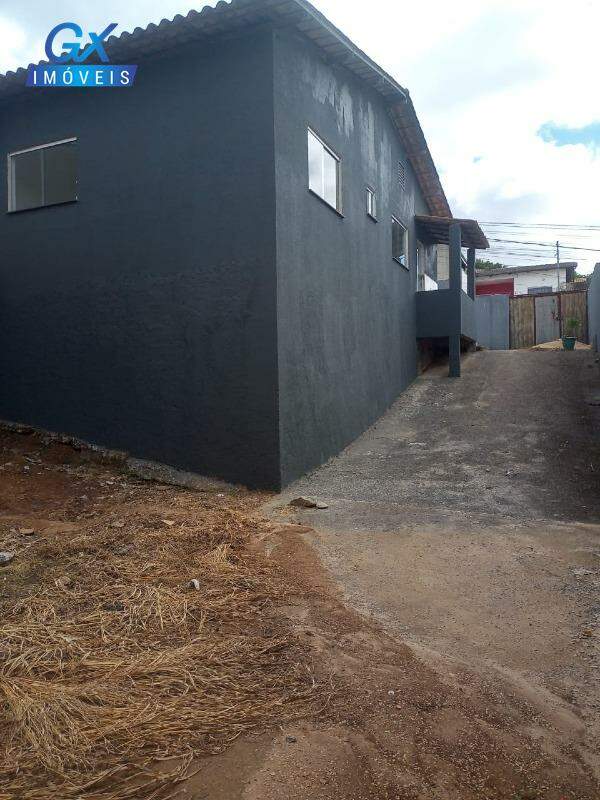 Casa à venda no bairro Floresta Encantada: 