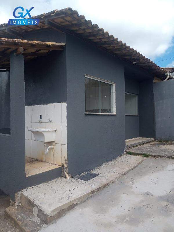 Casa à venda no bairro Floresta Encantada: 