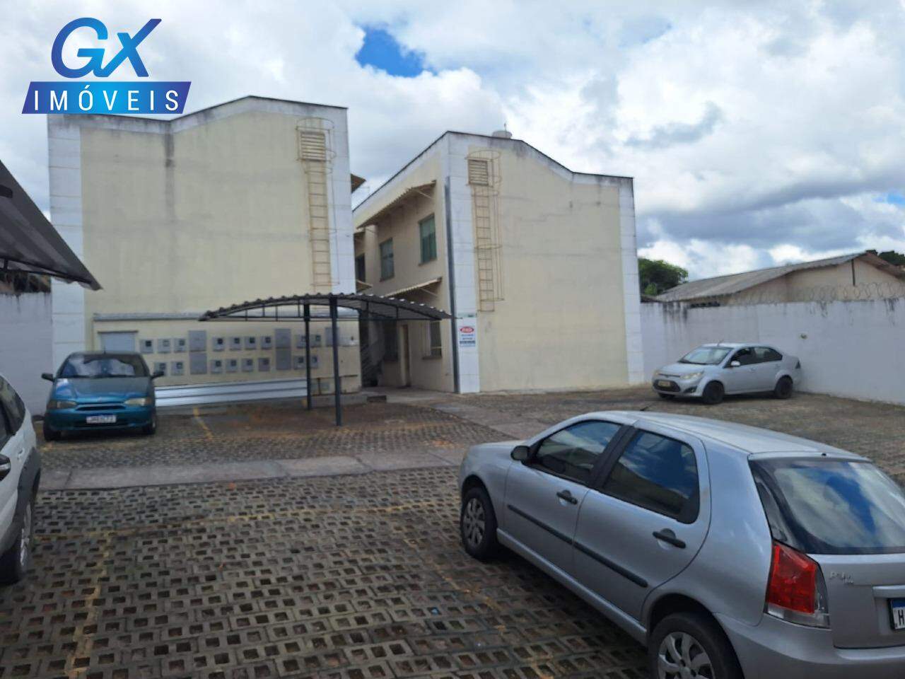 Apartamento à venda no bairro Bom Sossego: 