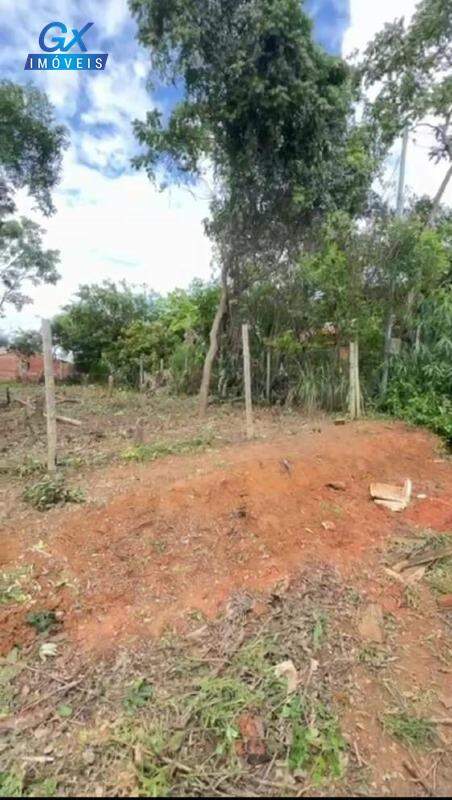 Lote à venda no bairro Vila São José: 