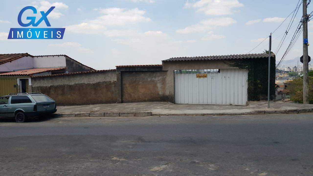 Casa à venda no bairro Califórnia: 