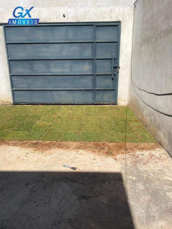 Casa à venda no bairro Tropical: 