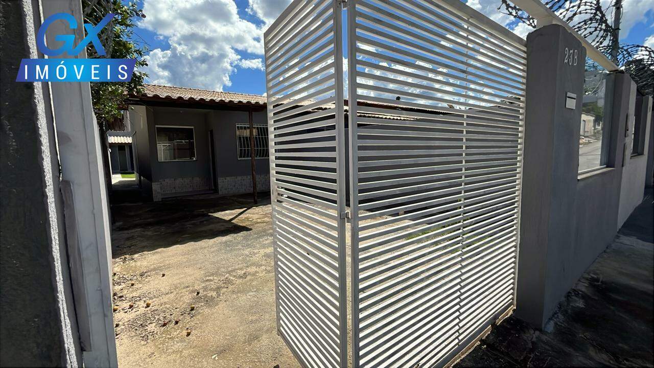 Casa à venda no bairro Floresta Encantada: 