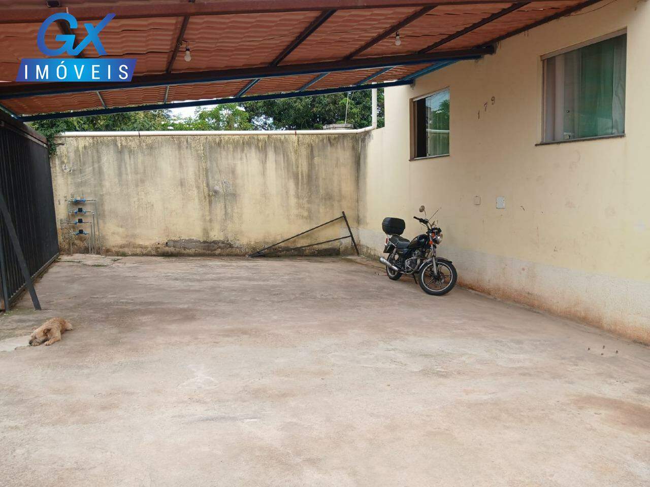 Casa à venda no bairro Novo Retiro: 