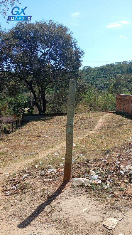 Lote à venda no bairro Quintas São José (Melo Viana): 