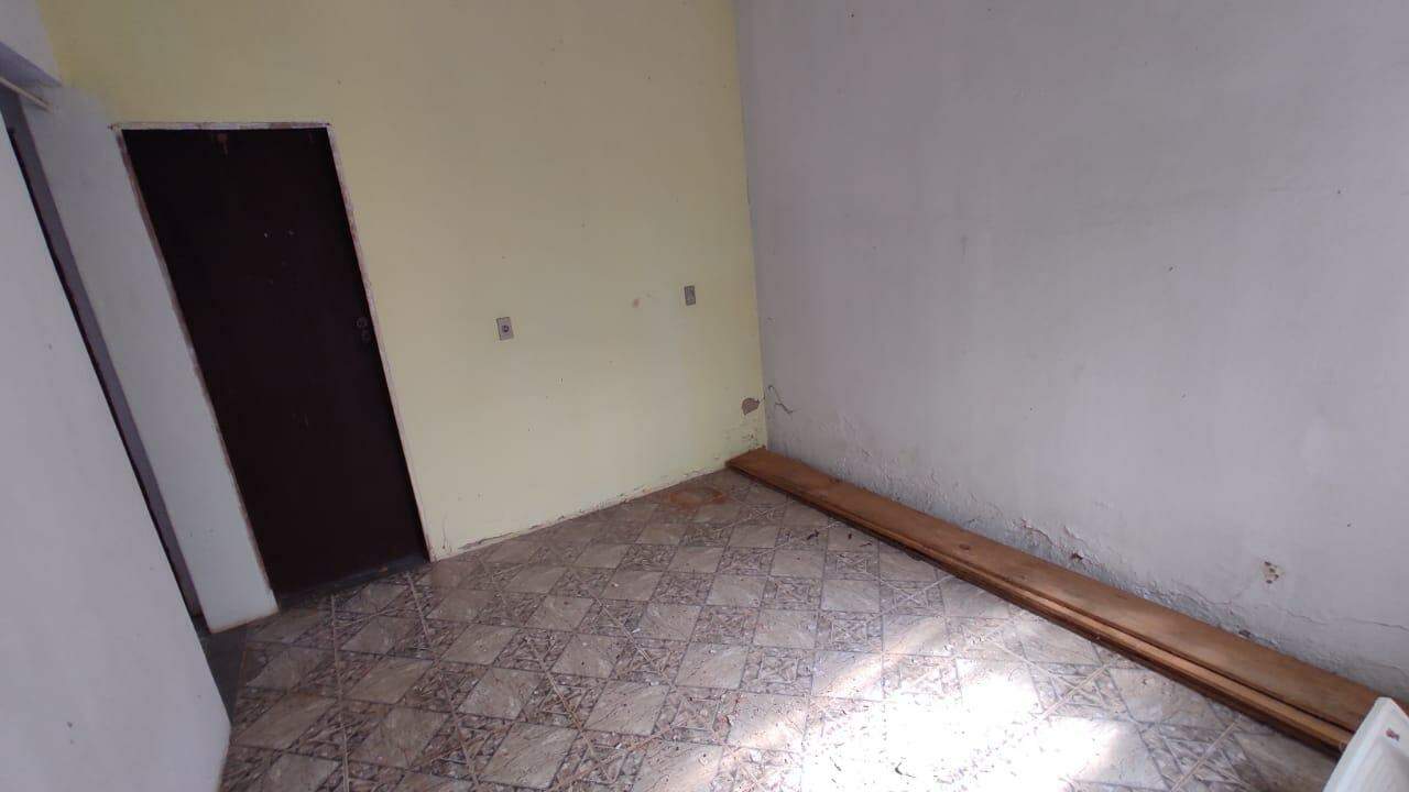 Casa à venda com 2 quartos, 50m² - Foto 10