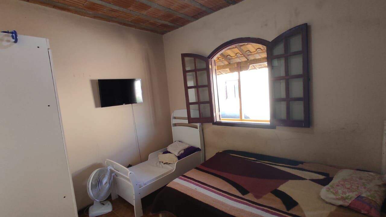 Casa à venda com 4 quartos, 120m² - Foto 13