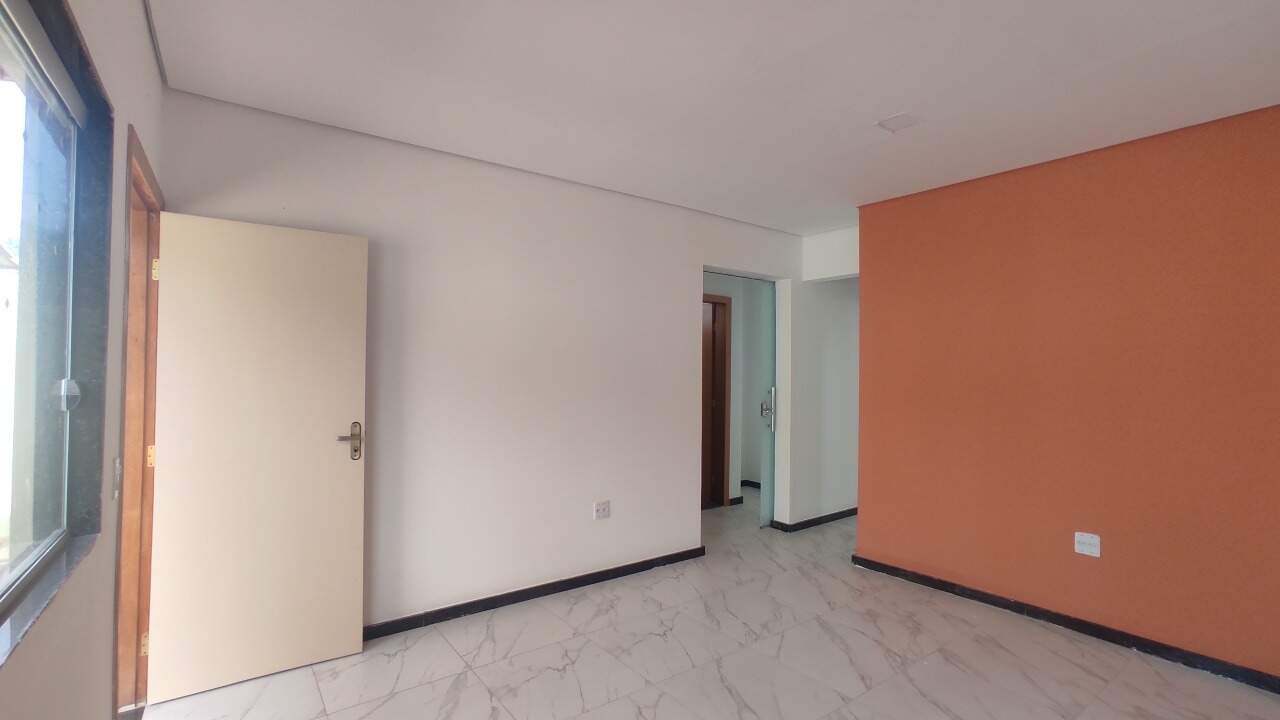 Casa à venda com 2 quartos, 200m² - Foto 11