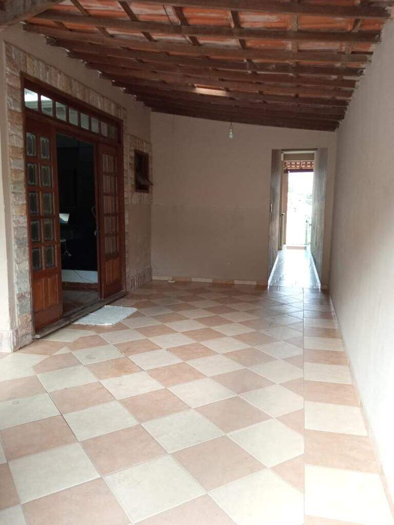 Casa à venda com 5 quartos, 260m² - Foto 16