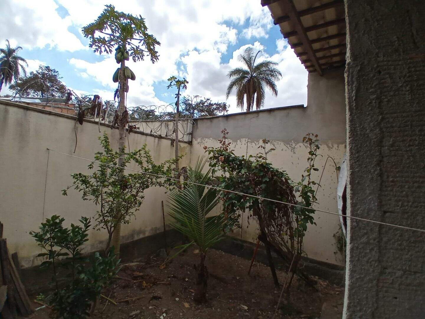 Casa à venda com 2 quartos, 90m² - Foto 22