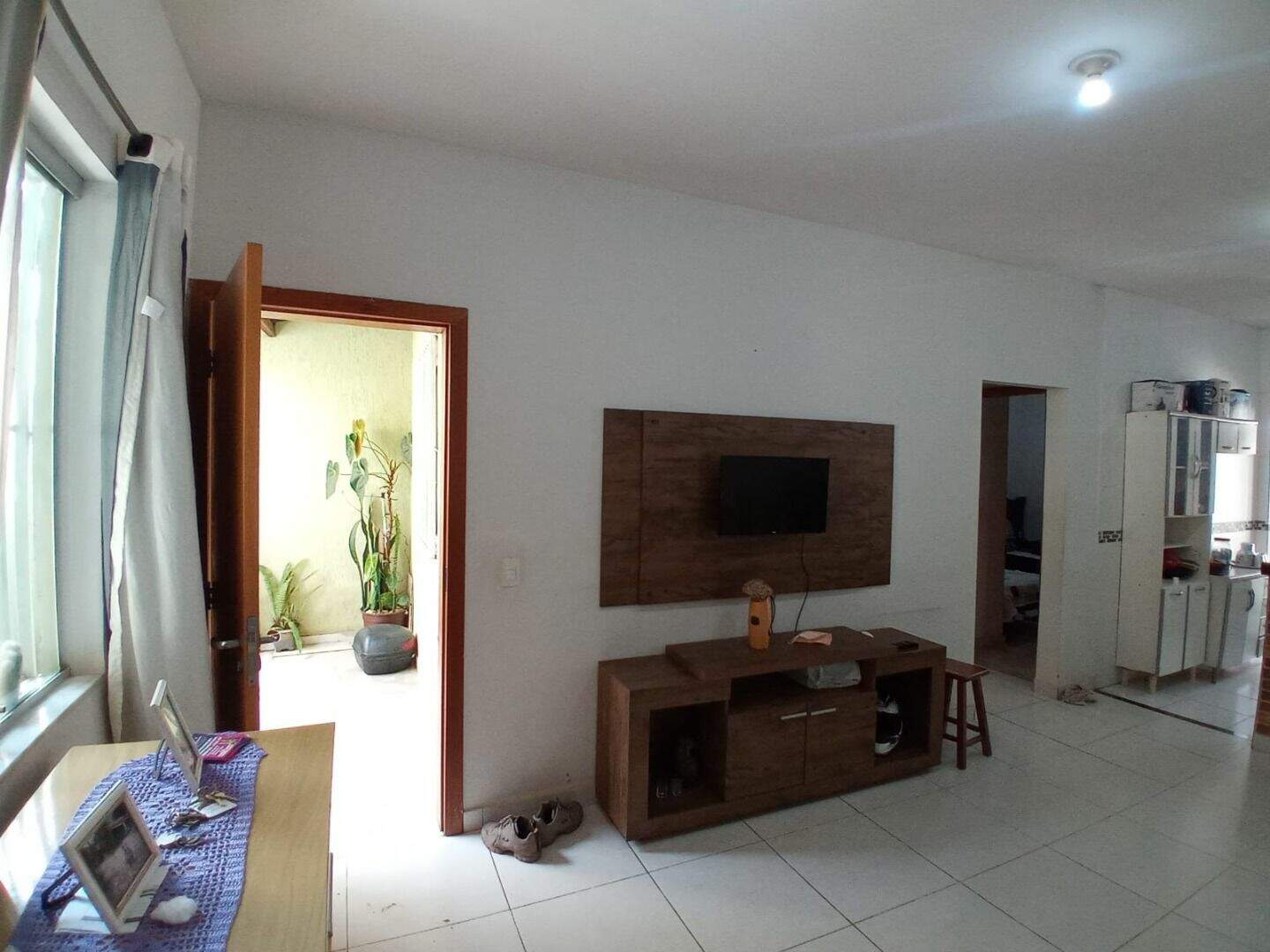 Casa à venda com 2 quartos, 90m² - Foto 9