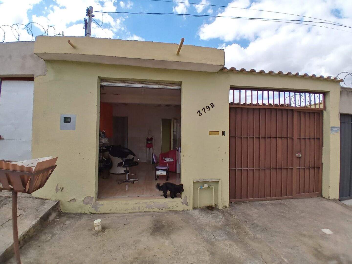 Casa à venda com 2 quartos, 90m² - Foto 7