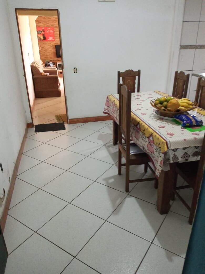 Casa à venda com 2 quartos, 360m² - Foto 14