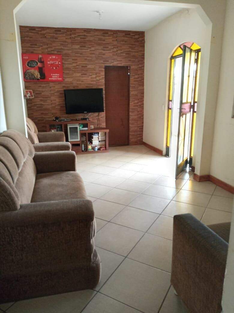 Casa à venda com 2 quartos, 360m² - Foto 9