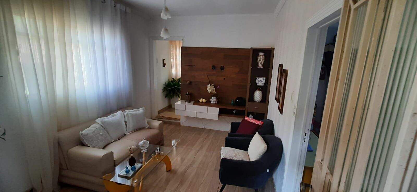 Casa à venda com 6 quartos, 220m² - Foto 17