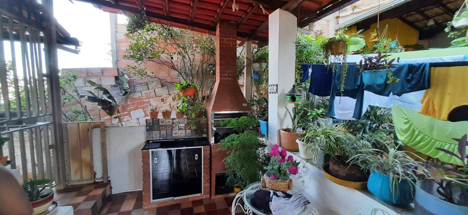 Casa à venda com 6 quartos, 220m² - Foto 16