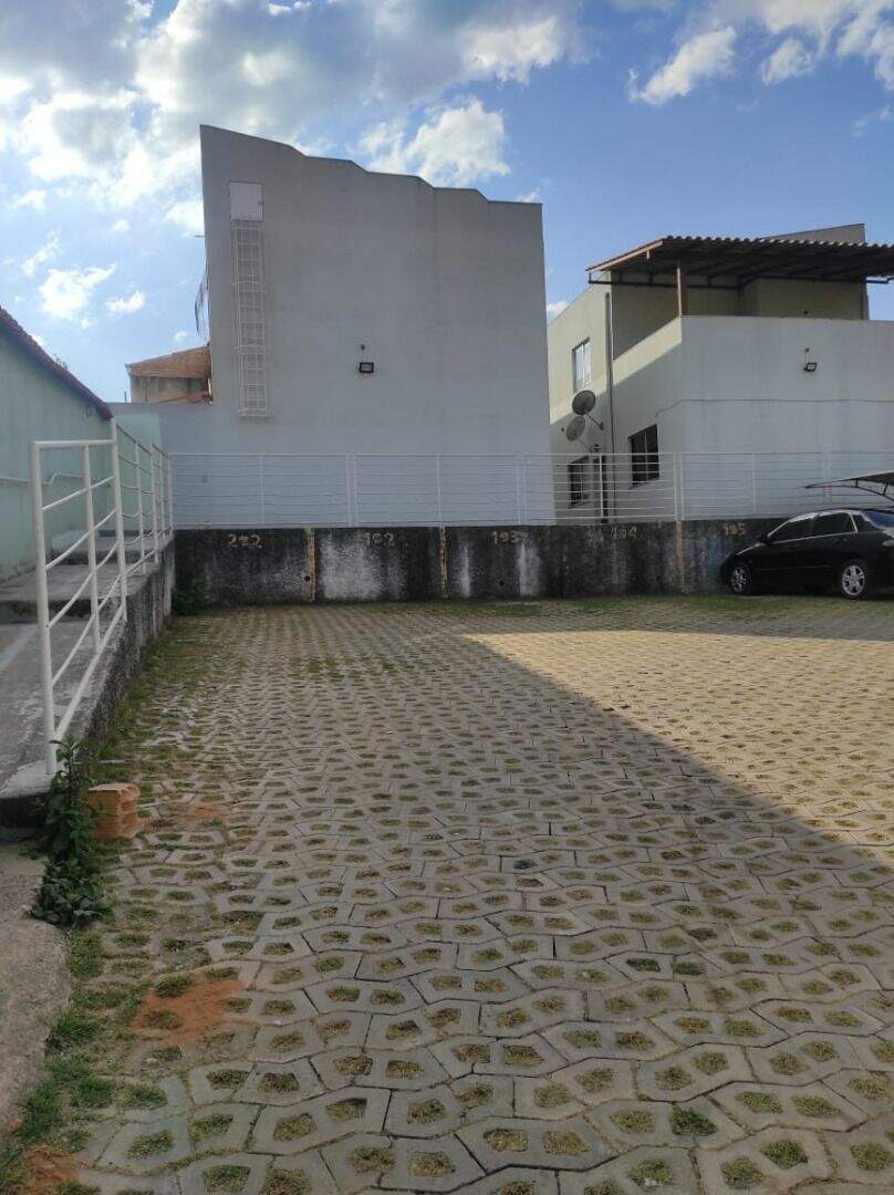 Apartamento à venda com 2 quartos, 62m² - Foto 4