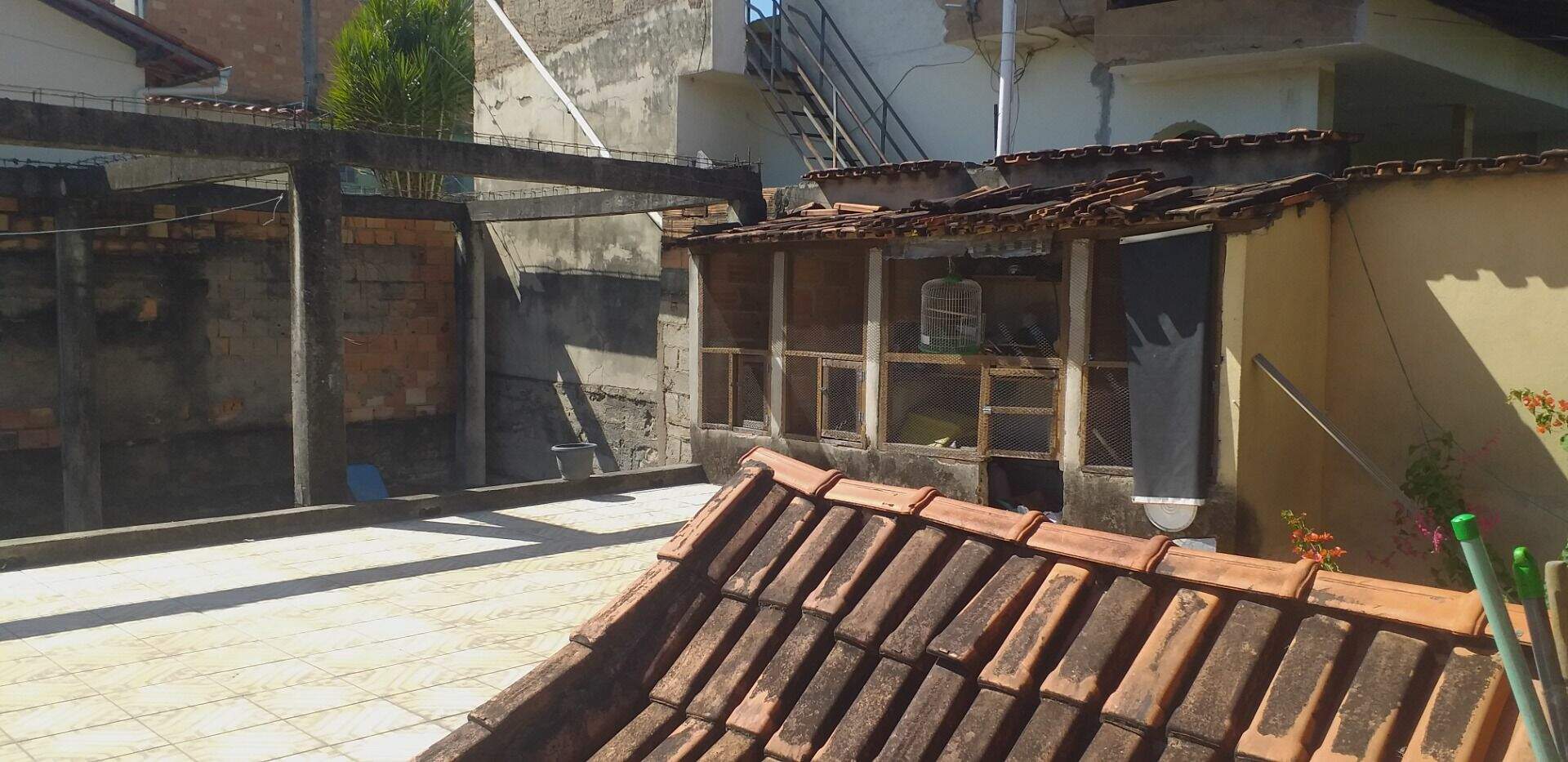 Casa à venda com 3 quartos, 360m² - Foto 25