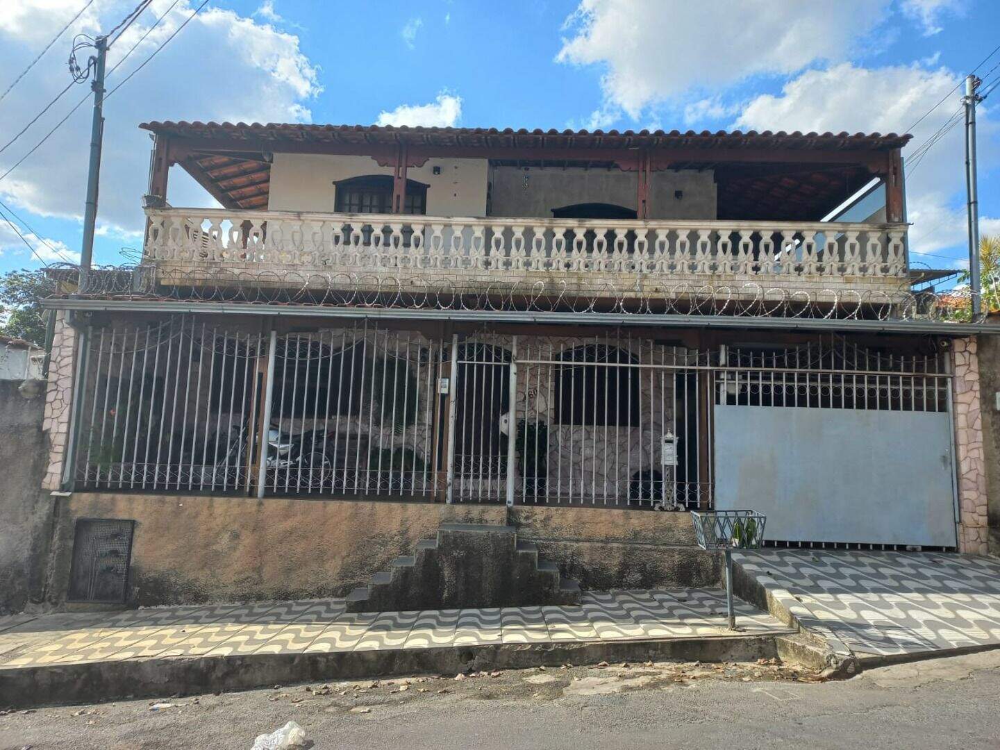 Casa à venda com 3 quartos, 360m² - Foto 4