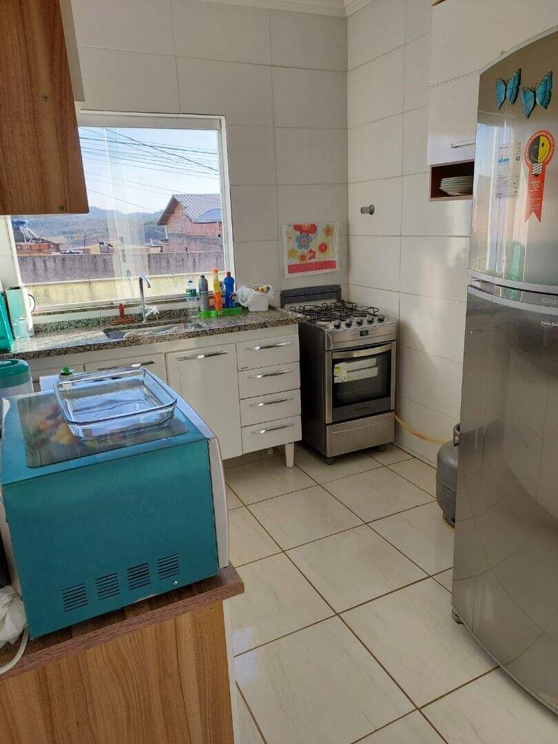 Casa à venda com 3 quartos, 180m² - Foto 5