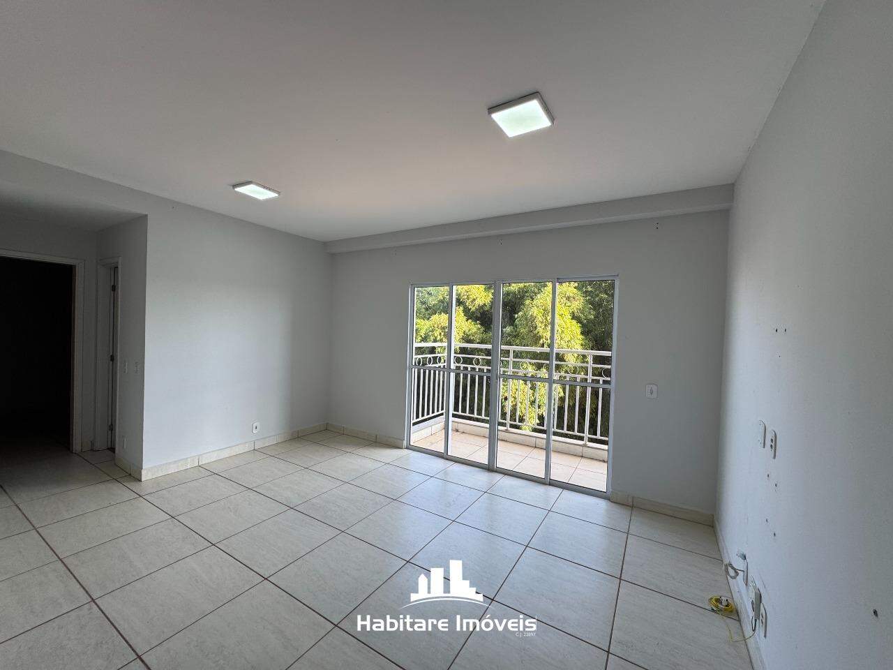 Apartamento à venda no bairro Condomínio Torres do Lago