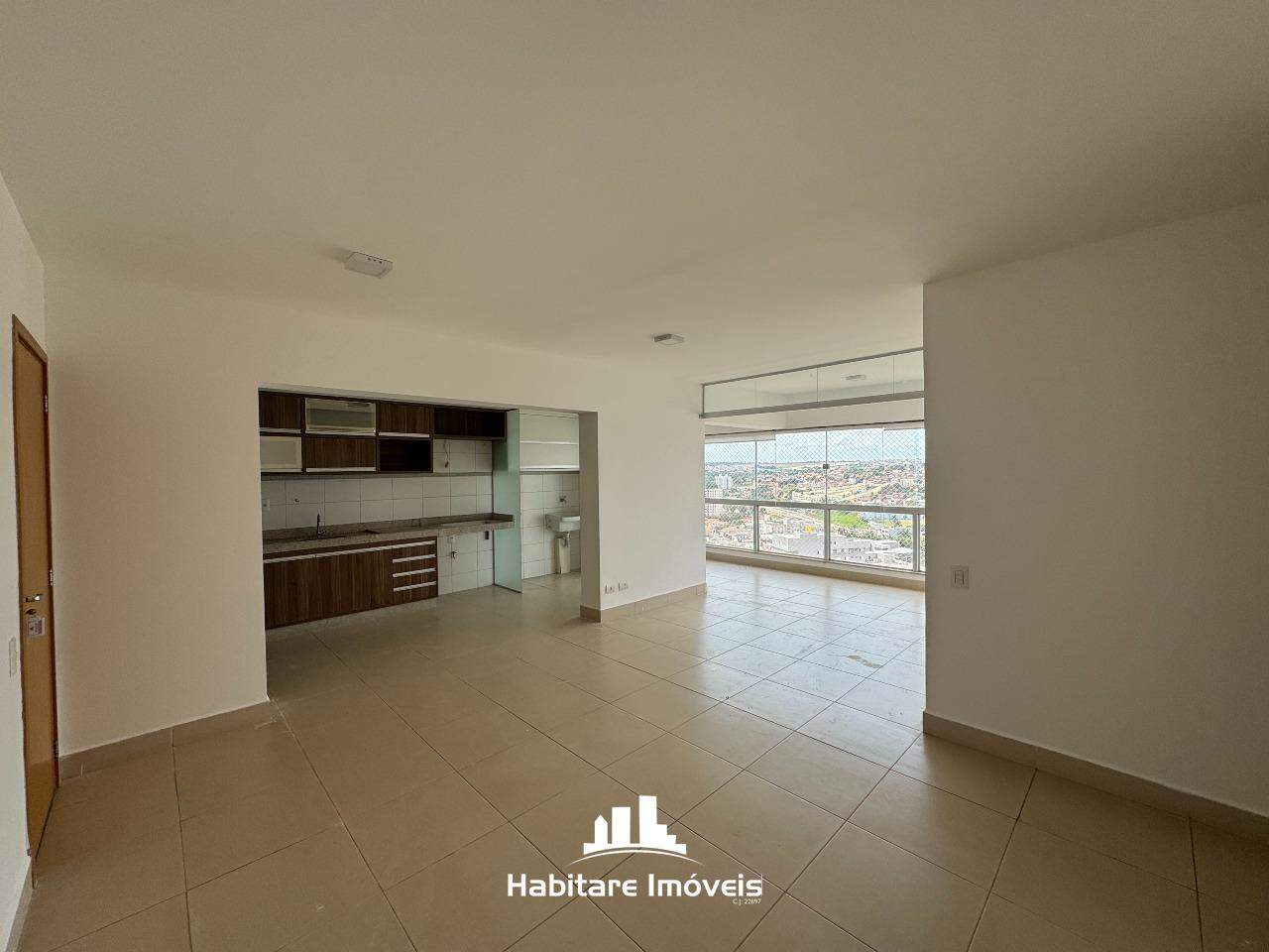 Casa à venda no bairro Condomínio Ipê Cataluña