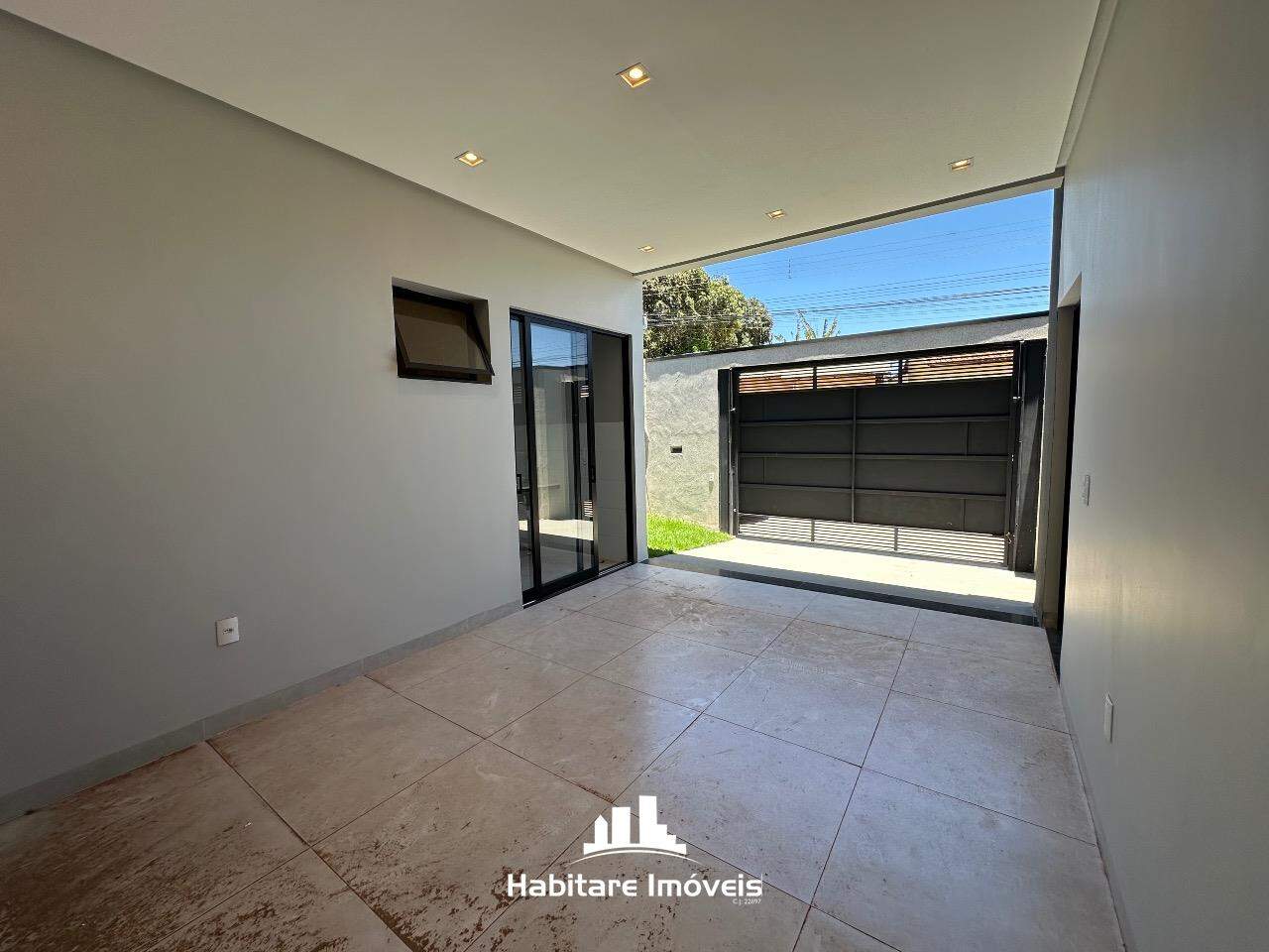 Casa à venda no bairro Santa Helena II