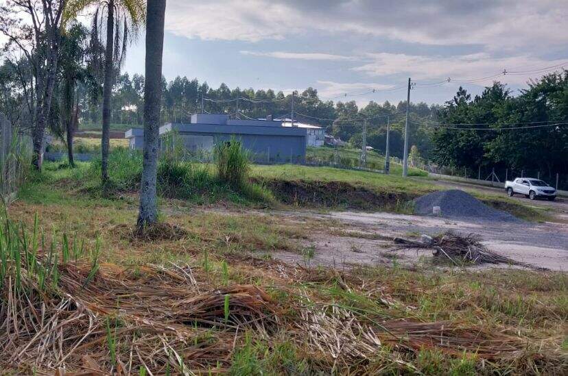 Terreno à venda no Chácaras Guanabara: 
