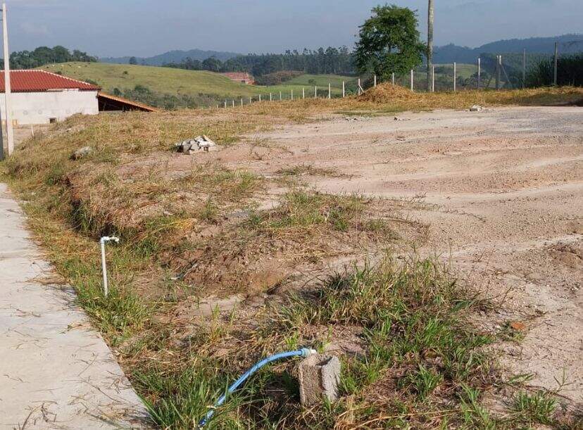 Terreno à venda no Chácaras Guanabara: 