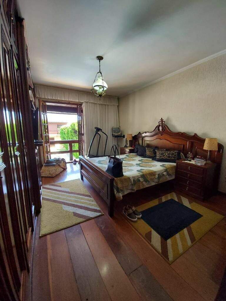 Sobrado à venda no Vila Oliveira: 