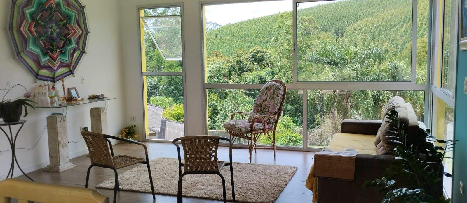 Casa à venda no Paião: 