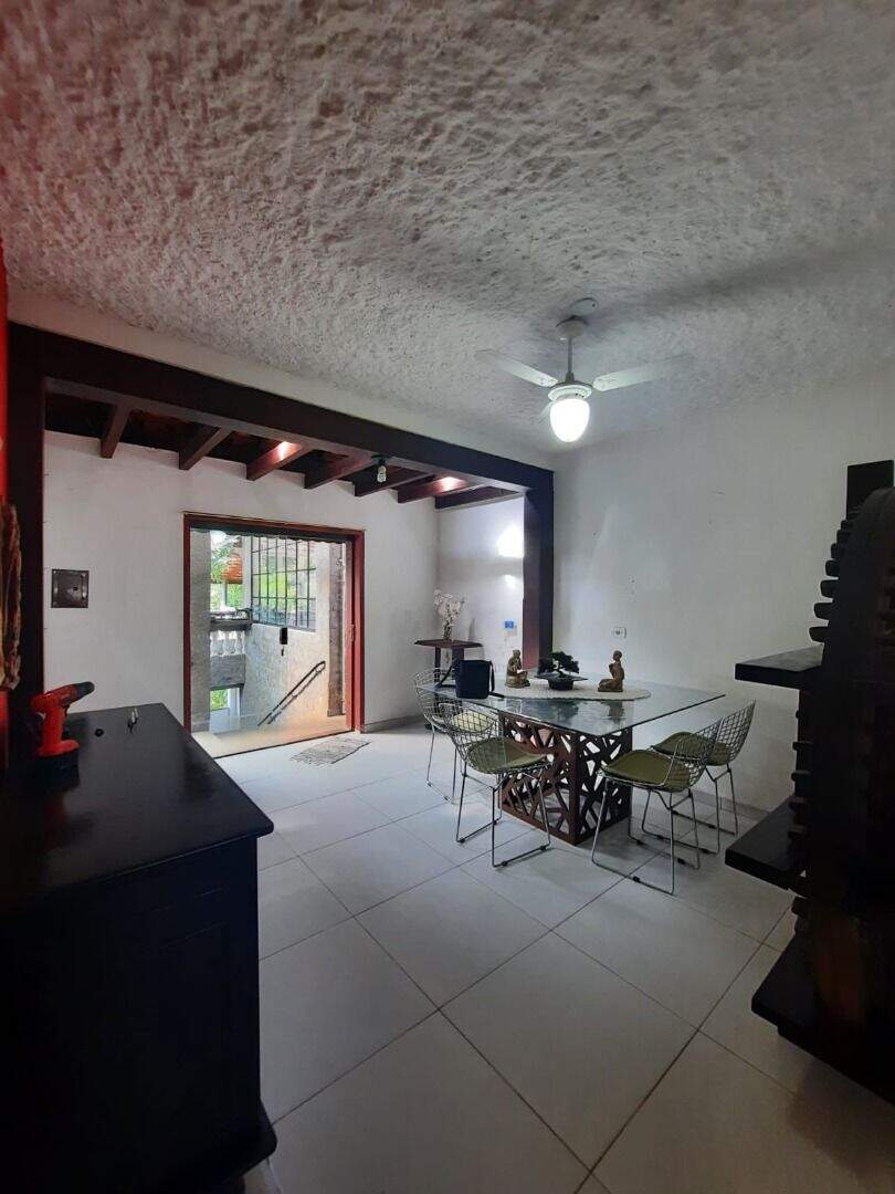 Casa à venda no Jardim Itapema: 