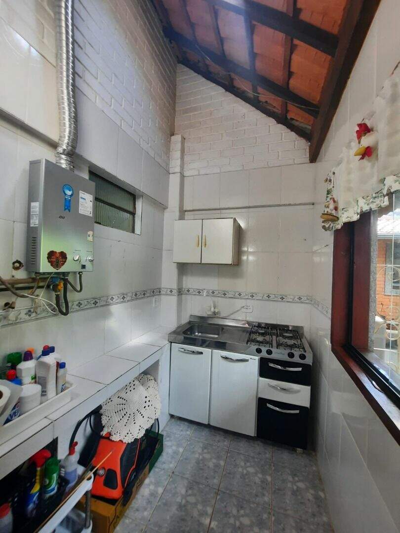 Casa à venda no Jardim Itapema: 