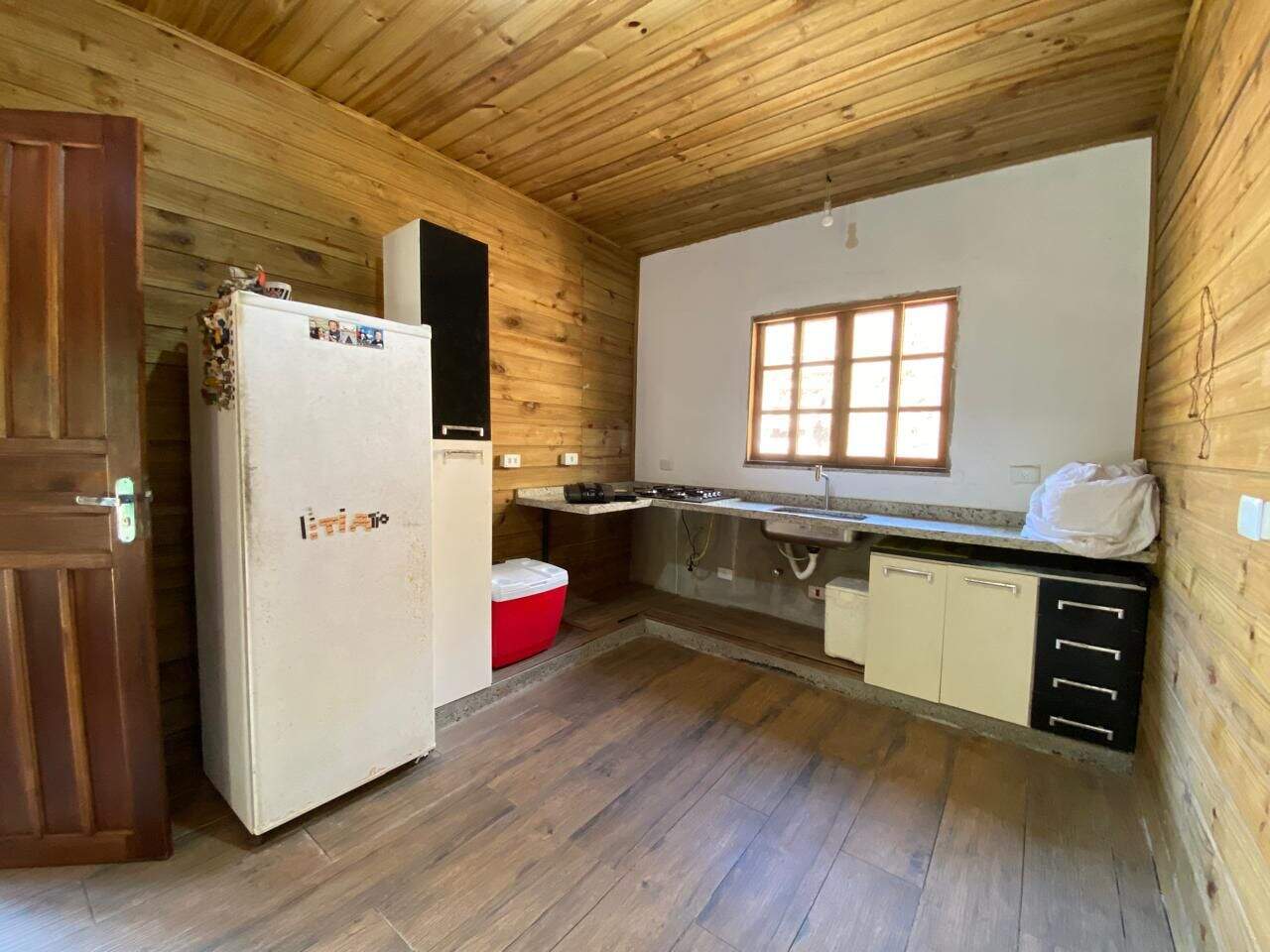 Casa para aluguel no Fazenda Paião (Alpes de Guararema): 