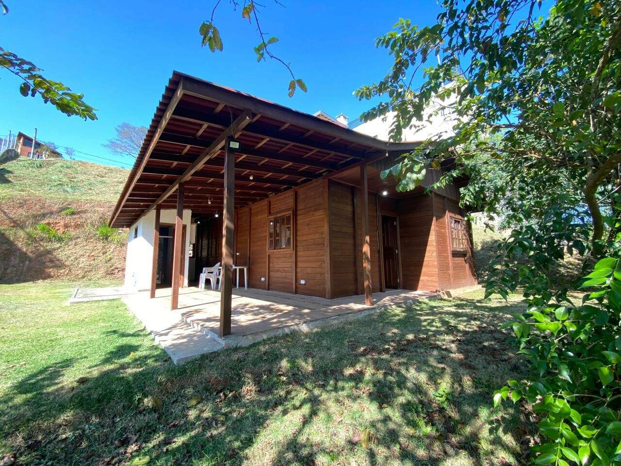 Casa para aluguel no Fazenda Paião (Alpes de Guararema): 