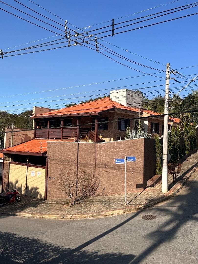Casa à venda no Freguesia da Escada: 