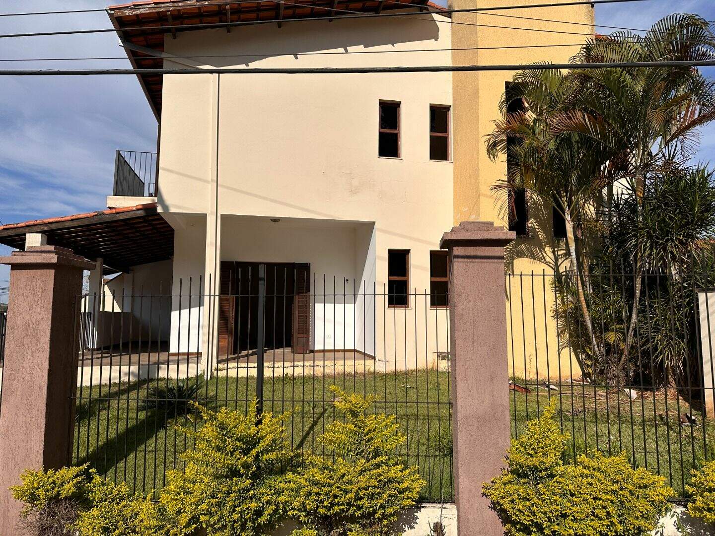 Sobrado à venda no Nogueira: 