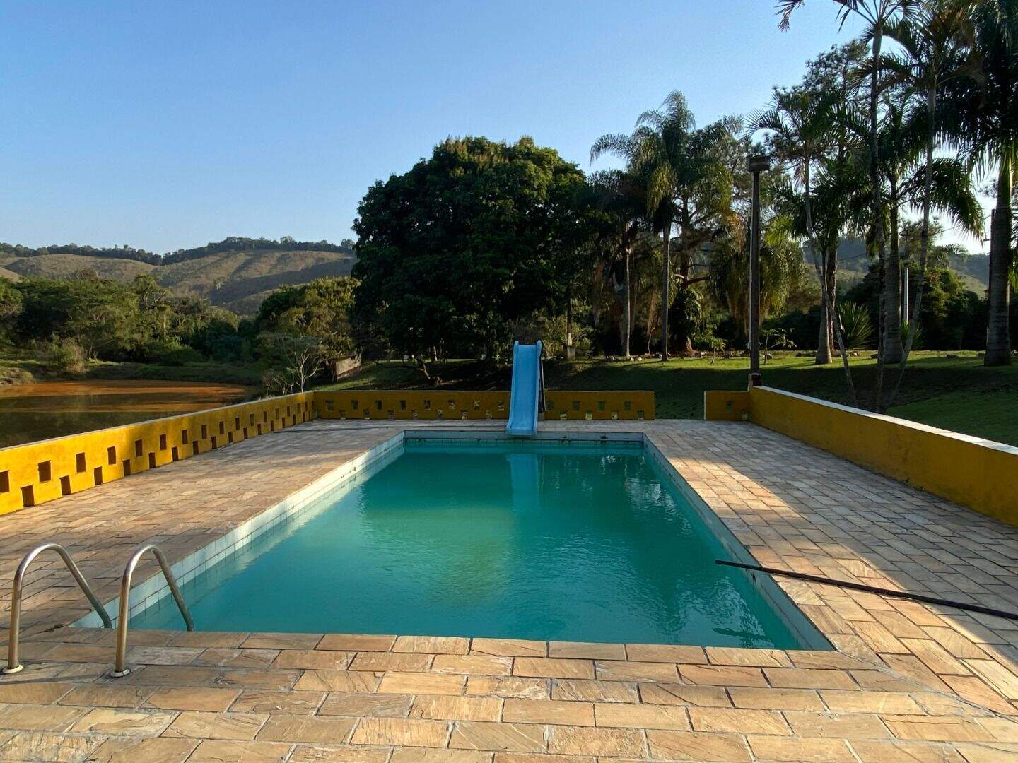 Sítio à venda no Jd Costão Do Paraíba: 