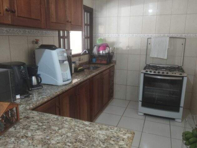 Casa à venda no Centro: 
